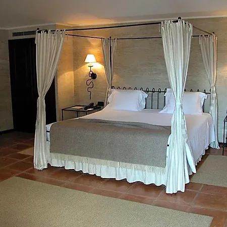 Convento De Hotel Belmonte (Castelo Branco)