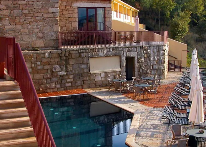 Convento De 4* בלמונטה